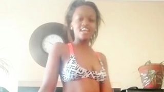 Nice body ebony teen webcam strip show