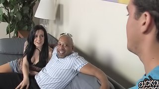 Splendid Vanessa Naughty Gets Fucked By A Black Dude In front Of Her Man