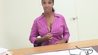 Beautiful porn hottie Chavon Taylor gets pussy screwed raw and hot