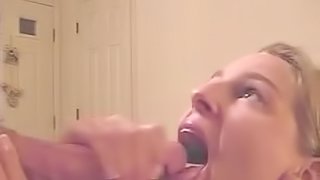 Deep Blowjob And Swallow All At Once