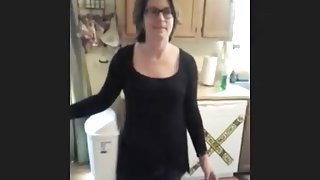 Nerdy housewife sucks off hubby and swallows