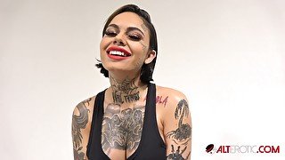 Interview with inked up Genevieve Sinn