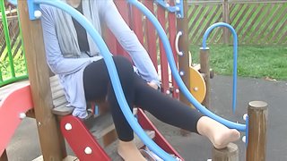 Trip to the park with a cute girl for a bit of foot fetish play