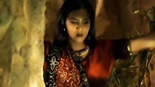 Bollywood Princess Express the Dancing Ritual