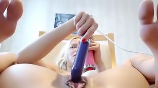 Kinky Blonde Pussy Likes Toy Deep in Cunt