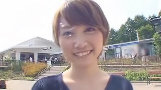 Stunning Mio Oichi gives a handjob in the car