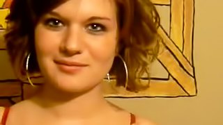 Gorgeous Amateur Teen Giving Amazing Head in Homemade POV Vid
