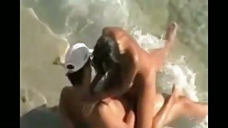 Kinky amateur quite buxom brunette was ready for beach sex outdoors