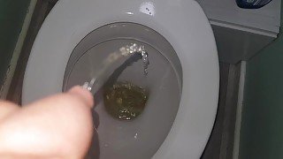 My cock splashes yellow piss everywhere!