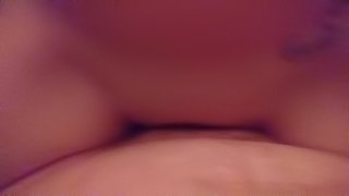 Quick cumshot on pregnant belly