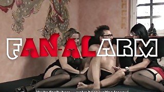 HITZEFREI Anal threesome with two German beauties