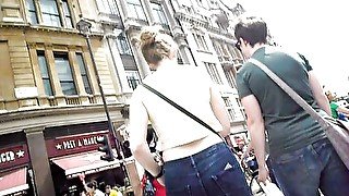 Spying on sexy brunette milf mom walking on the street