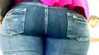 Big ass in the bank - encoxando na loterica