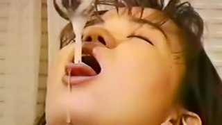 Sexy japanese swallows huge load