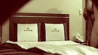 Hidden camera of Korean couple make love Vol.15