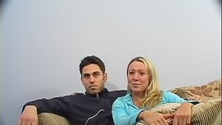 Horny blonde tramp loves an amateur blowjob and a cumshot