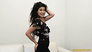 Gentle fucking between a fake agent and Asian amateur Akasha Coliun