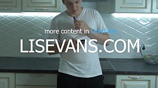 I fucked a Russian model in my kitchen! 4K!