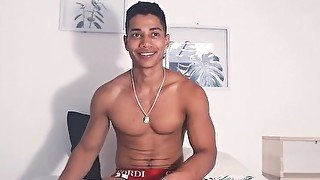 Flirt4Free - Ricardo Evans - Muscular Hispanic Hunk Gives His Big Dick a Hard Jerk