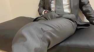 【女性向け】会社の空室でパンツ内フルボッキしごくド変態会社員　for Women Japanese Office Worker in a Perverted Suit