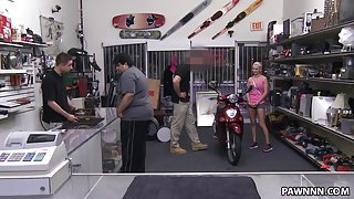 Sadie Leigh wants to sell a rented scooter - XXX Pawn