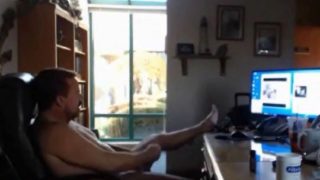 Daddy wanking watching porn