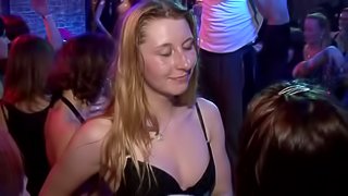 Stripper dudes fucking party sluts