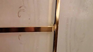 Caught my Sexy MILF Stepmom Roxy Knight shower amazing blowjob with cumshot