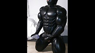 I fuck the vagina in LEATHER MUSCLE SUIT