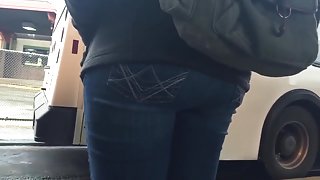 PHAT ASS WAITING FOR BUS