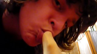 Ivanka in homemade sex video showing a bitch enjoying a dick