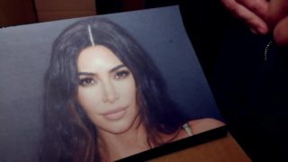 Cum with me on Kim Kardashian photo - amateur recording