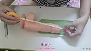 Yukiyi unboxing new toy for tight pussy